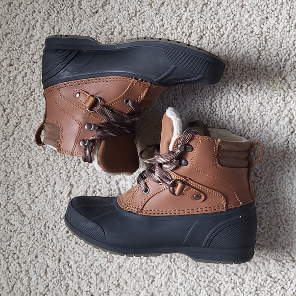 Boys Cat & Jack winter boots size 1 - Picture 3 of 6